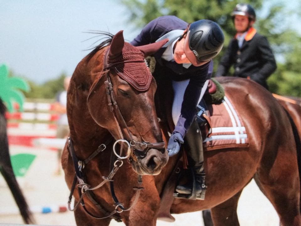 Véronique Garin en parcours de saut d’obstacles